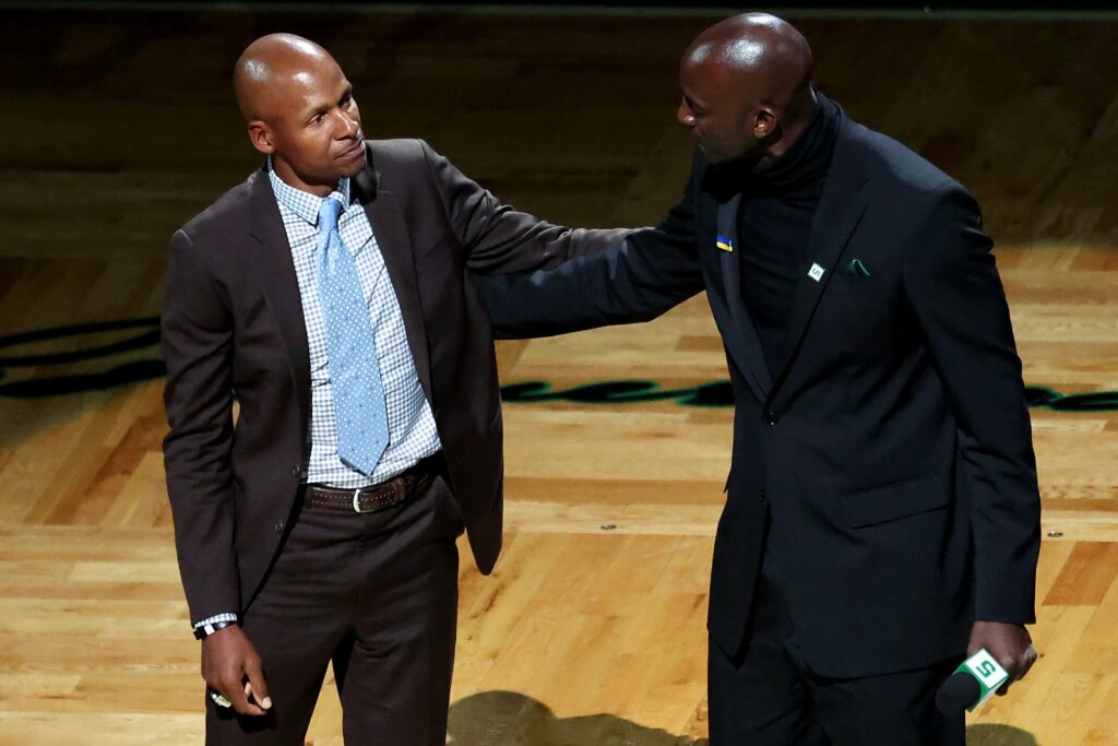 Kevin Garnett指，Kobe Bryant的意外離世，促使他放下跟Ray Allen的恩恩怨怨。（圖片：New York Post）