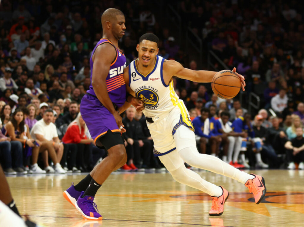Wizards與Suns交易得到Chris Paul後，隨即將他送去Warriors，換來Jordan Poole及一系列選秀權。（圖片：Athlon Sports）